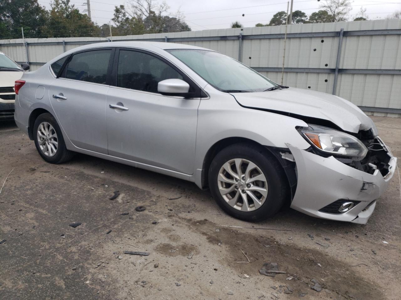2018 NISSAN SENTRA S - Фото 4