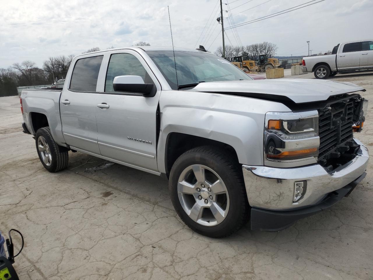 2018 CHEVROLET SILVERADO - Image 4