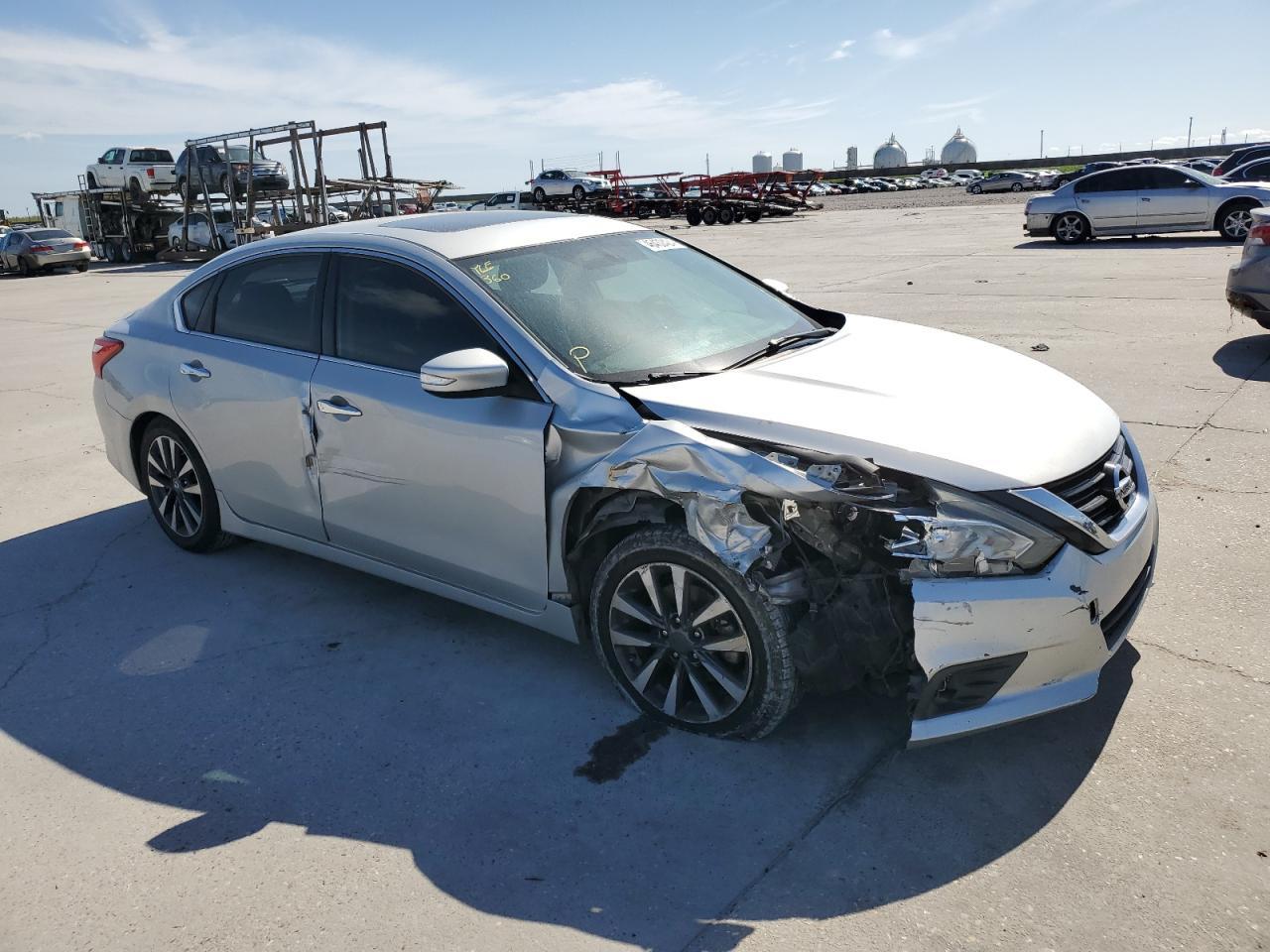 2017 NISSAN ALTIMA 2.5 - Image 4