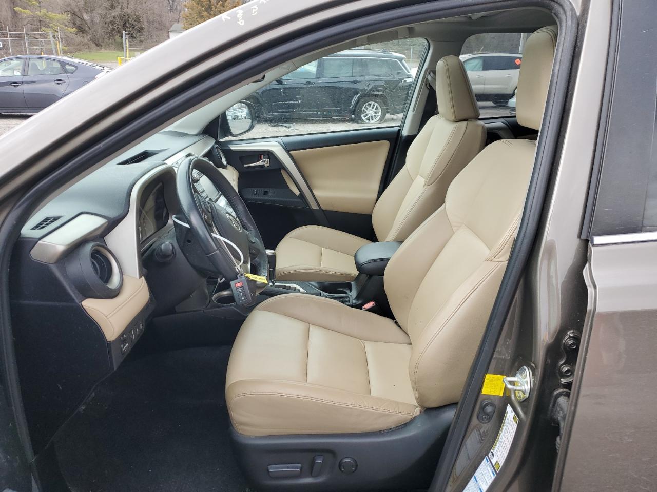 2015 TOYOTA RAV4 LIMIT - Image 7