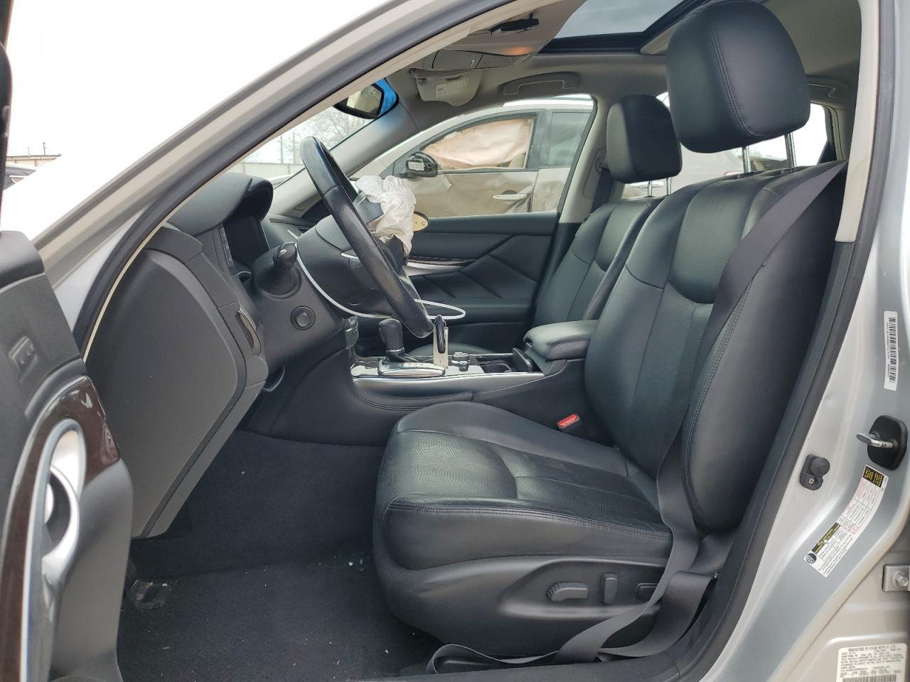 2015 INFINITI Q70 3.7 - Image 7