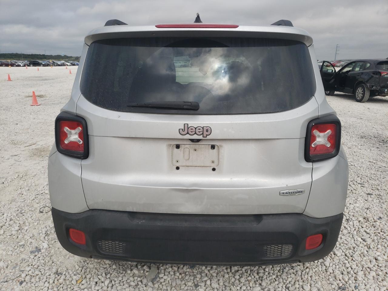 2016 JEEP RENEGADE L - Фото 6