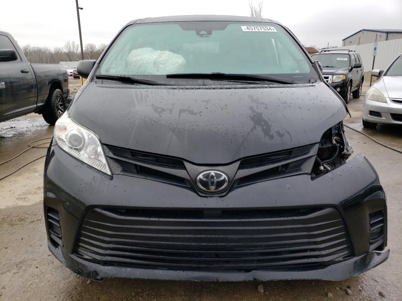 2020 TOYOTA SIENNA L - Image 5