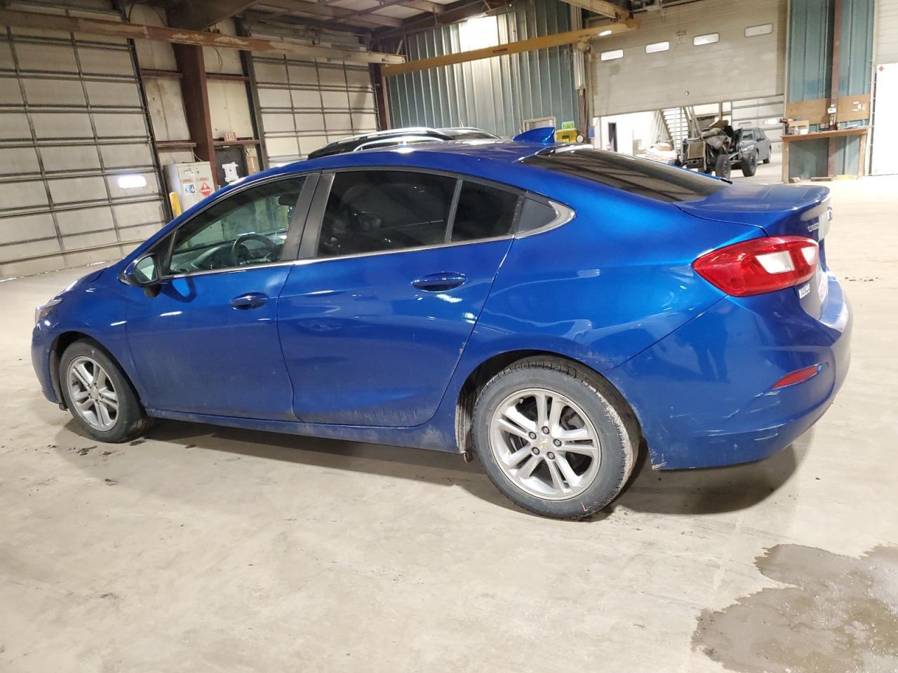2017 CHEVROLET CRUZE LT - Image 2