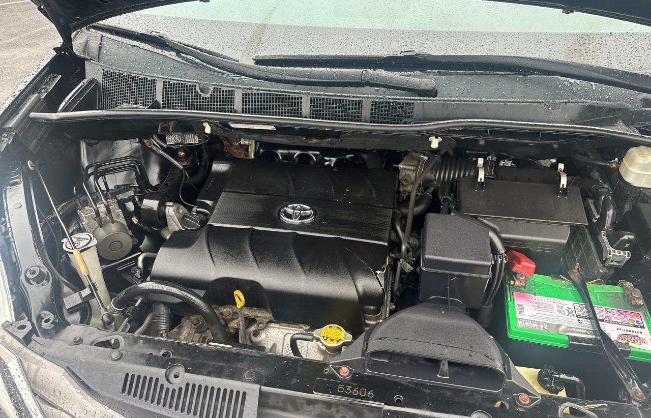 2011 TOYOTA SIENNA XLE - Фото 7