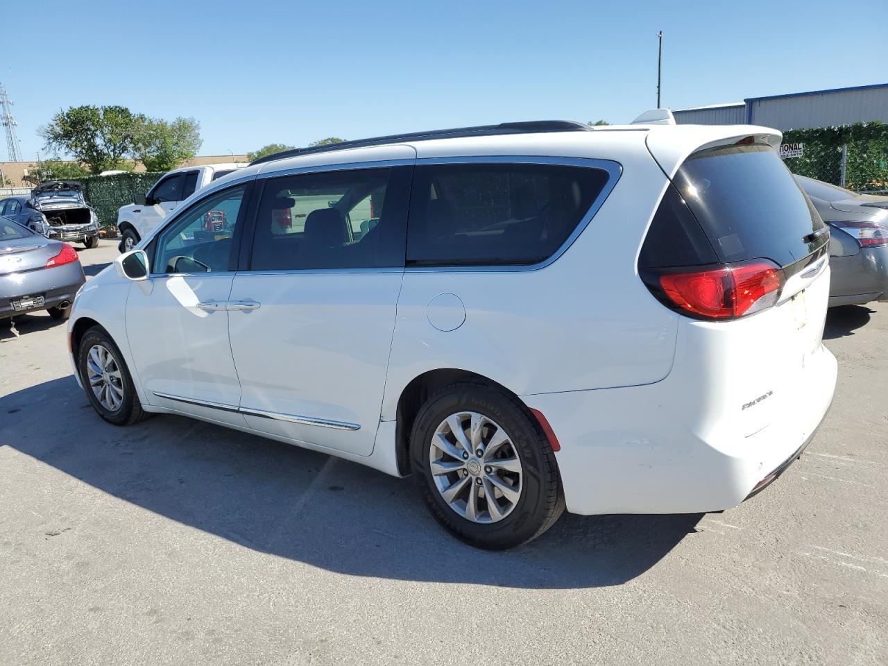 2017 CHRYSLER PACIFICA T - Фото 2