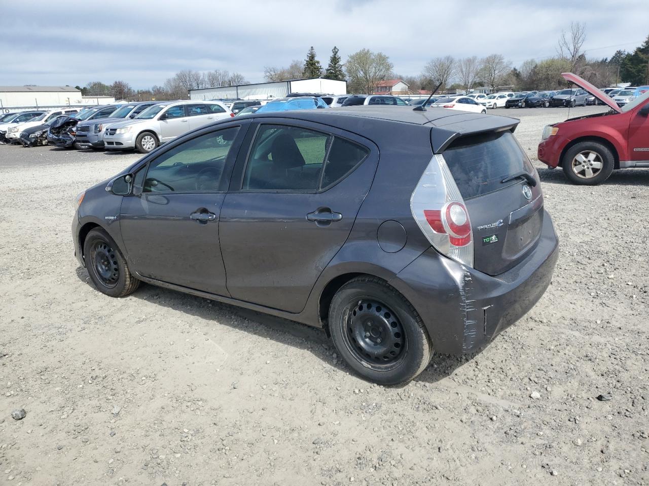 2013 TOYOTA PRIUS C - Image 2
