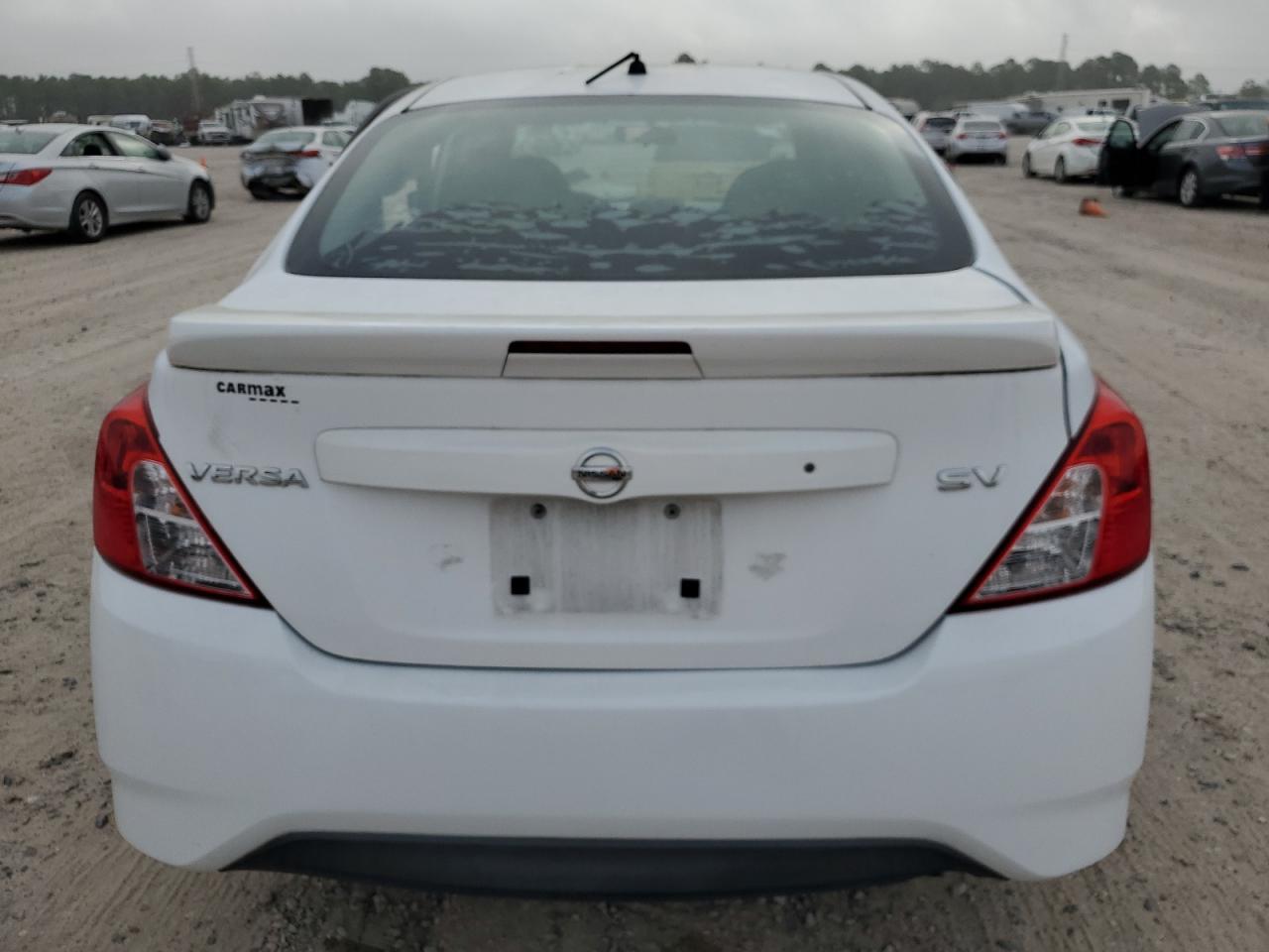 2016 NISSAN VERSA S - Фото 6