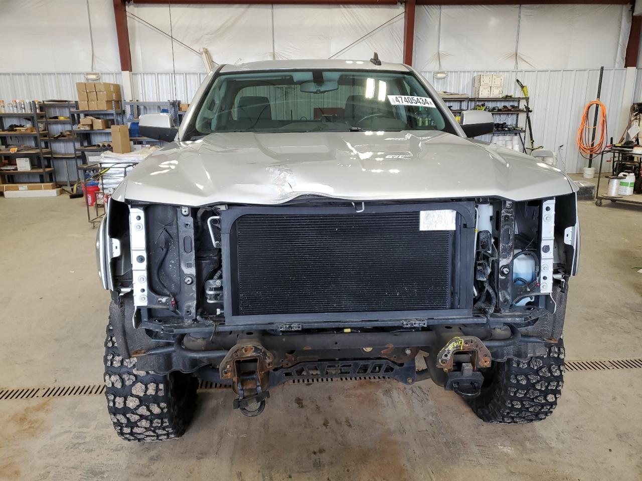 2018 CHEVROLET SILVERADO - Фото 5