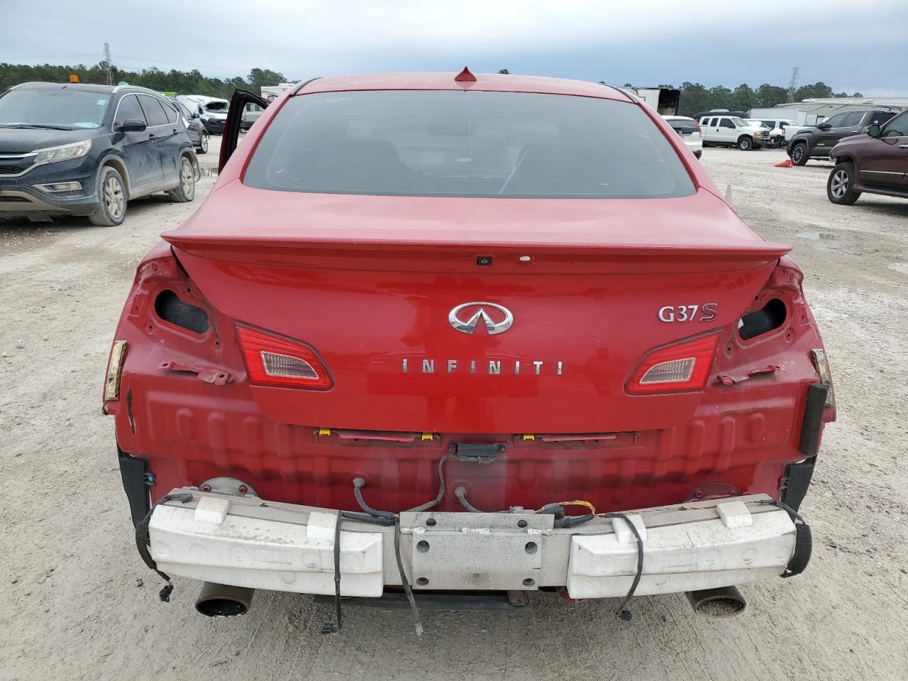 2011 INFINITI G37 BASE - Image 6