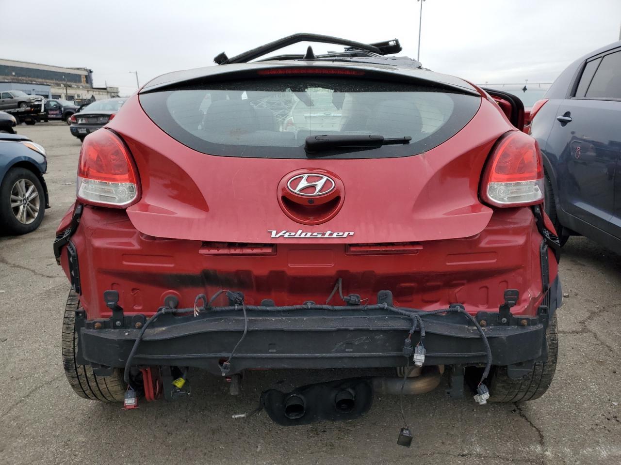 2013 HYUNDAI VELOSTER - Image 6