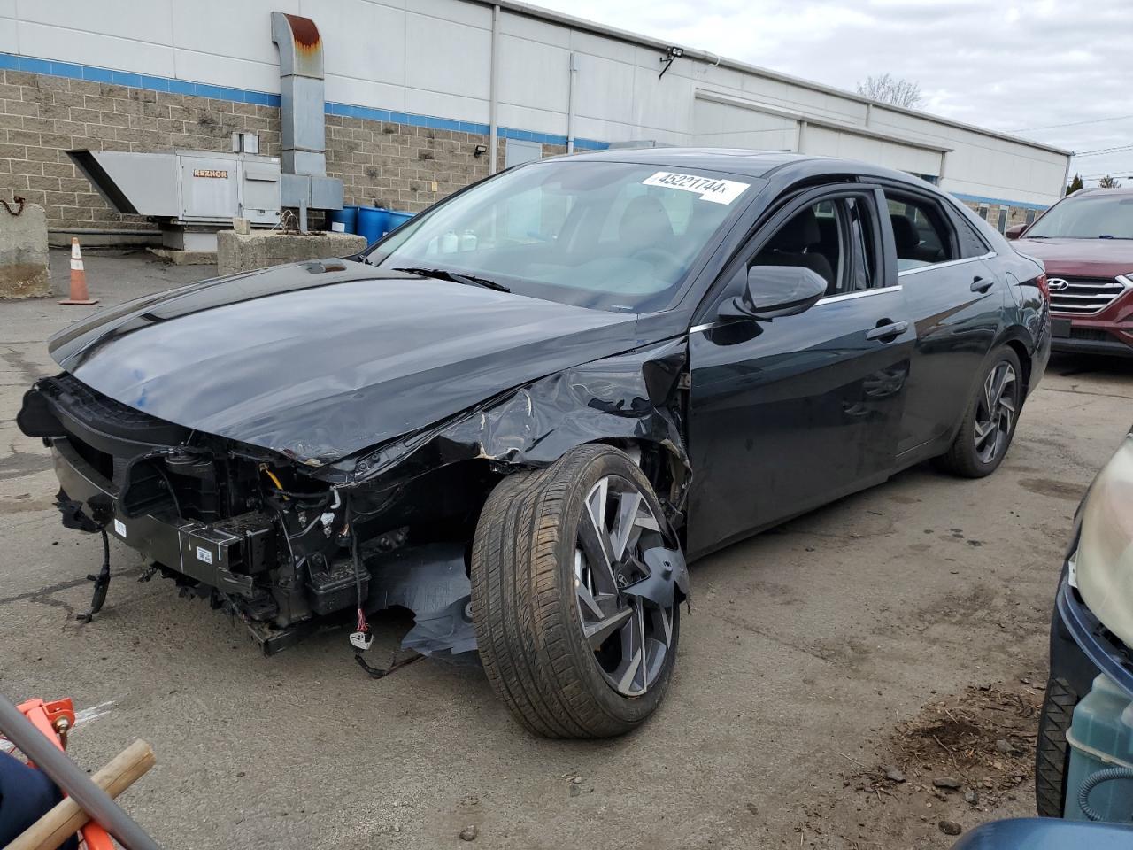 2024 HYUNDAI ELANTRA SE