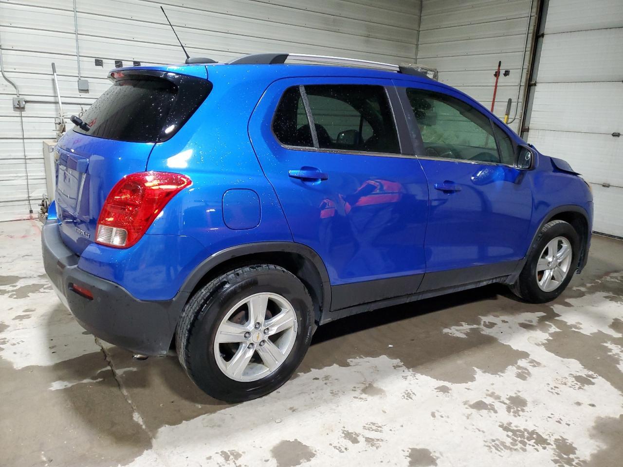 2015 CHEVROLET TRAX 1LT - Image 3