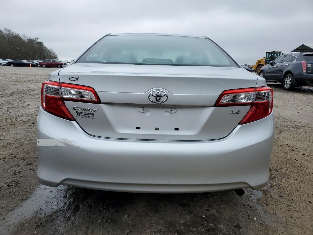 2013 TOYOTA CAMRY L - Фото 6