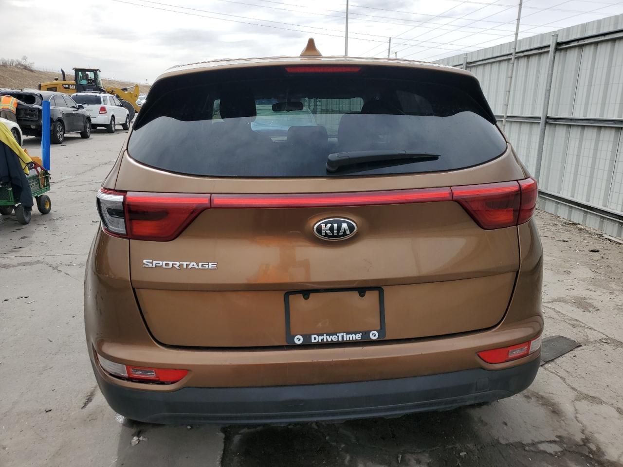 2017 KIA SPORTAGE L - Image 6