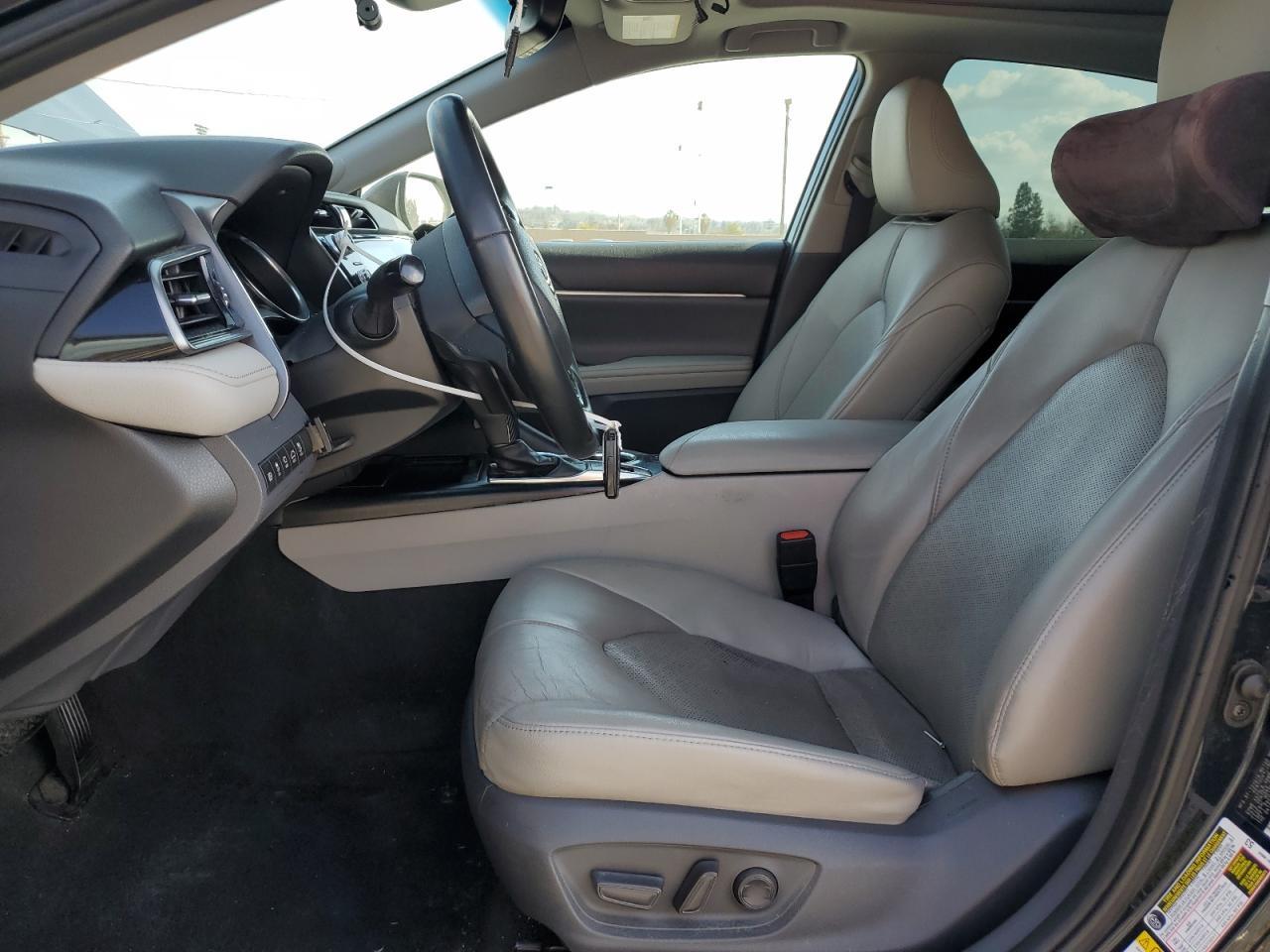 2019 TOYOTA CAMRY XSE - Image 7