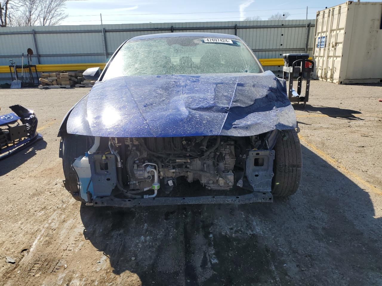 2023 HYUNDAI ELANTRA SE - Image 5
