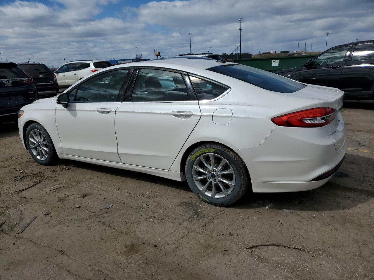 2017 FORD FUSION SE - Фото 2