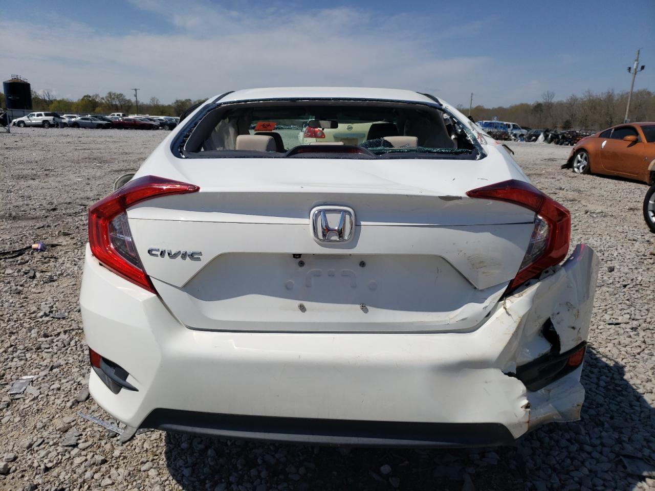 2016 HONDA CIVIC LX - Image 6