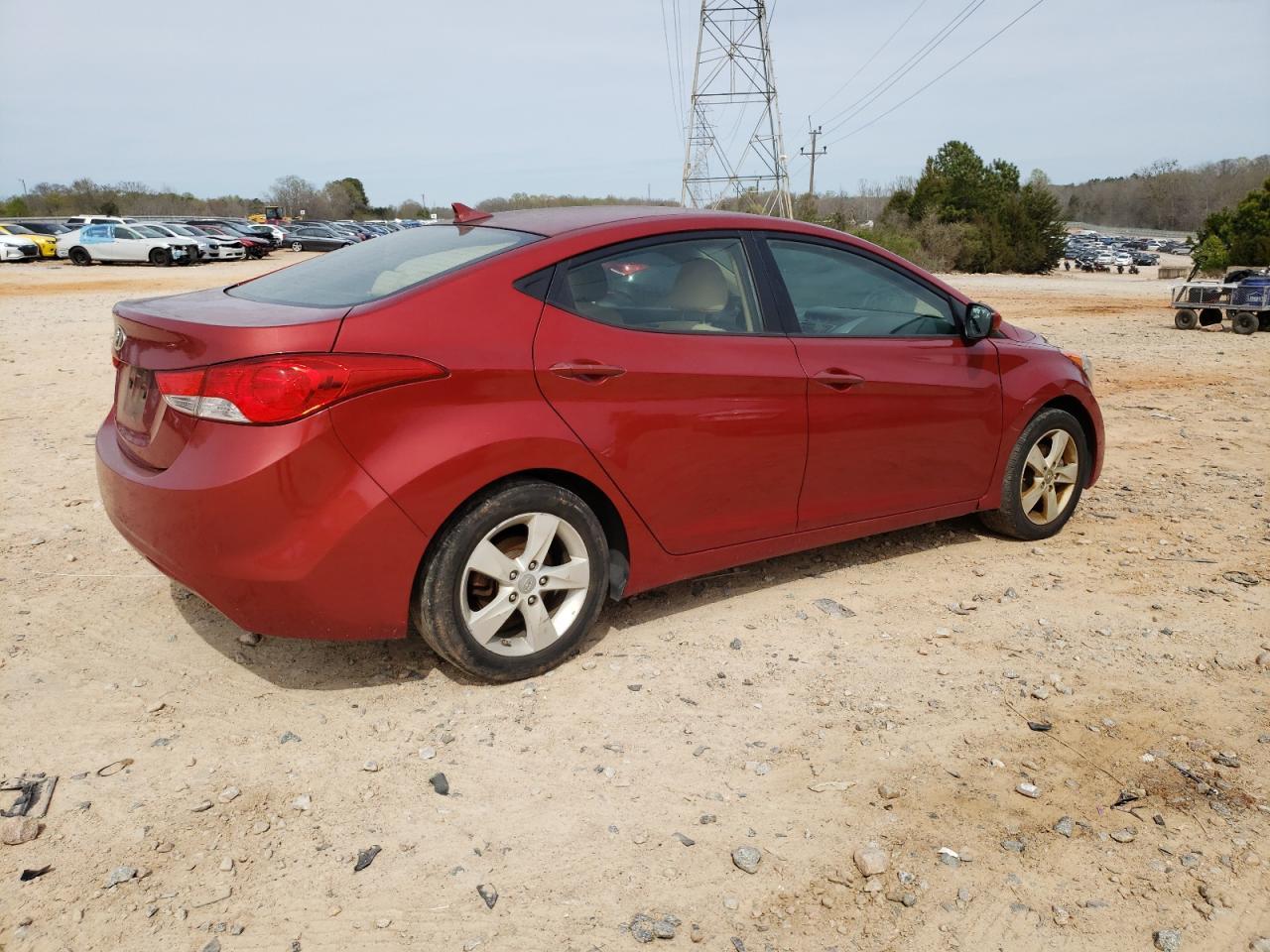 2013 HYUNDAI ELANTRA GL - Image 3