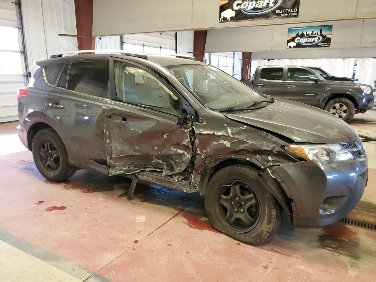 2014 TOYOTA RAV4 LE - Фото 4