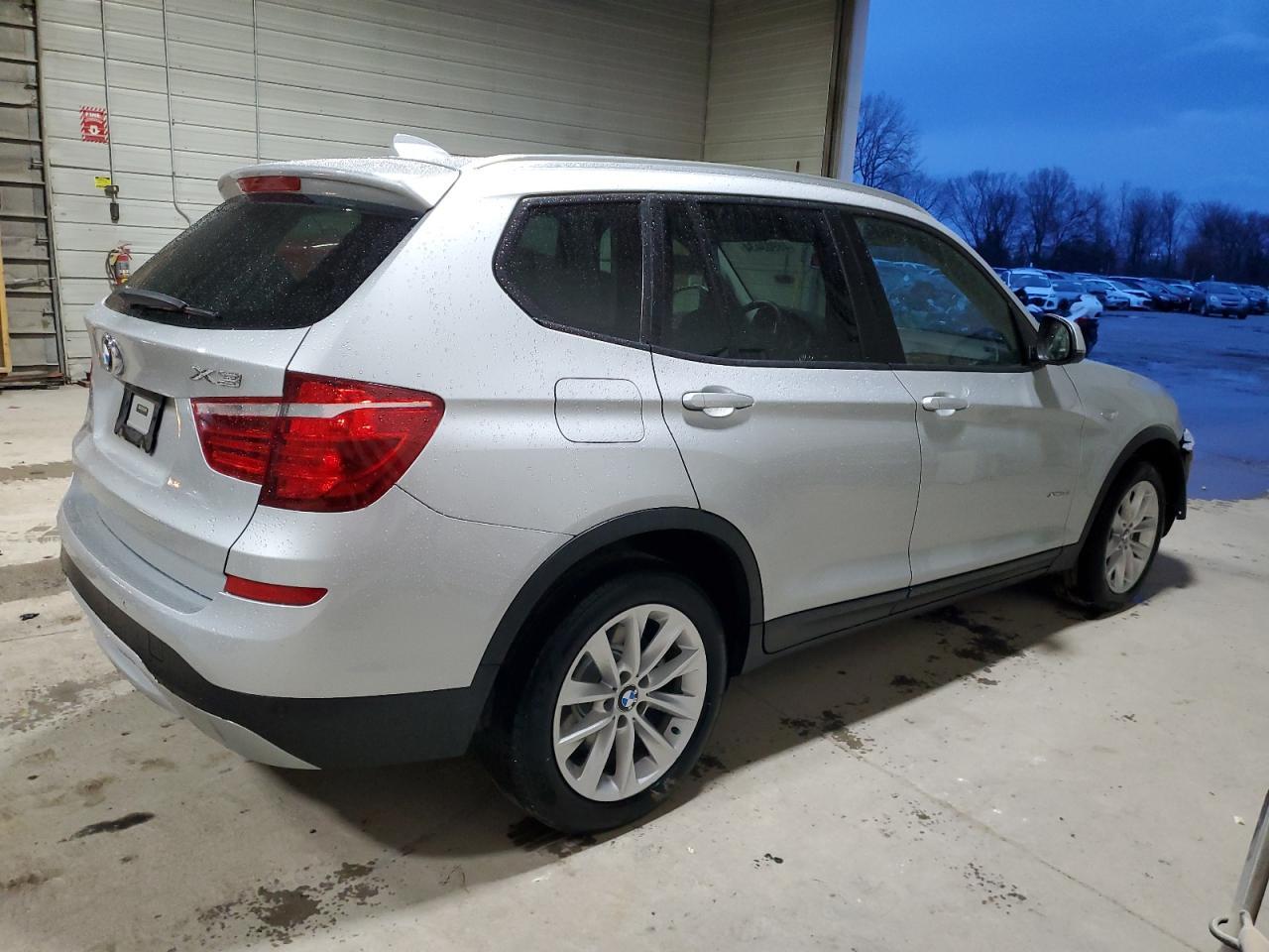 2016 BMW X3 XDRIVE2 - Image 3