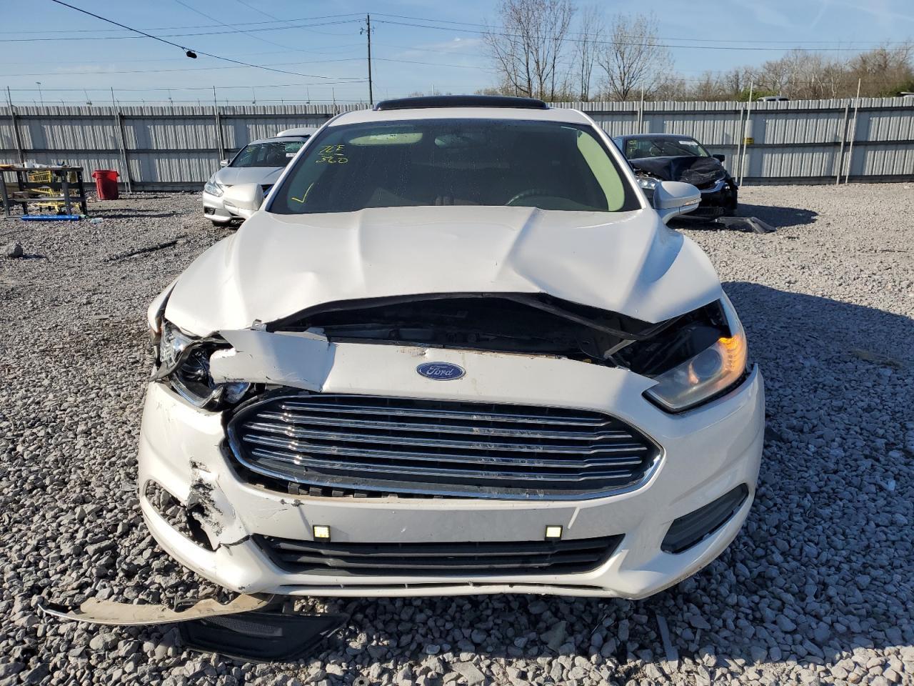 2013 FORD FUSION SE - Image 5