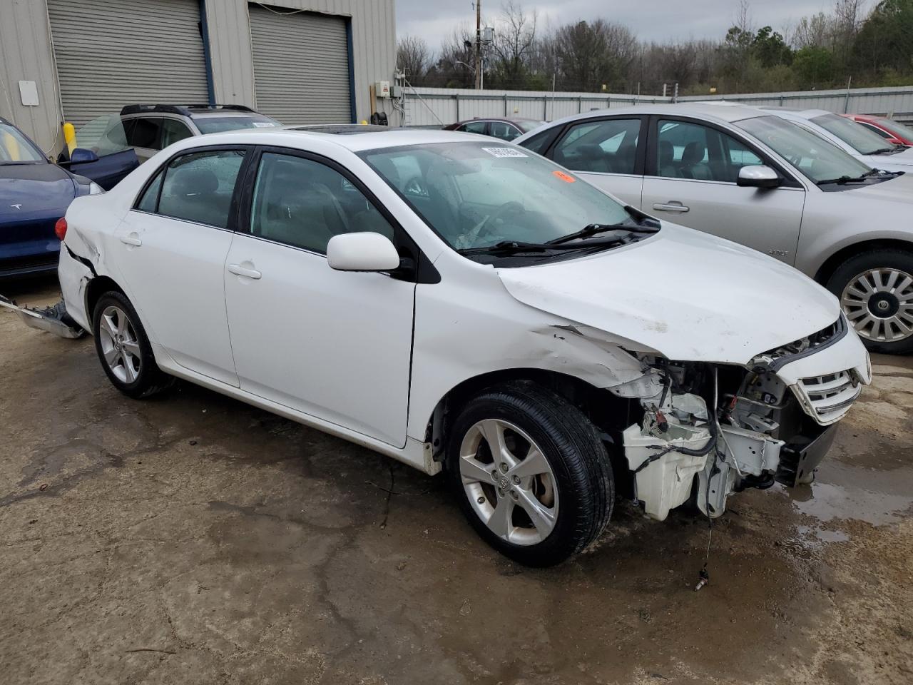 2013 TOYOTA COROLLA BA - Фото 4