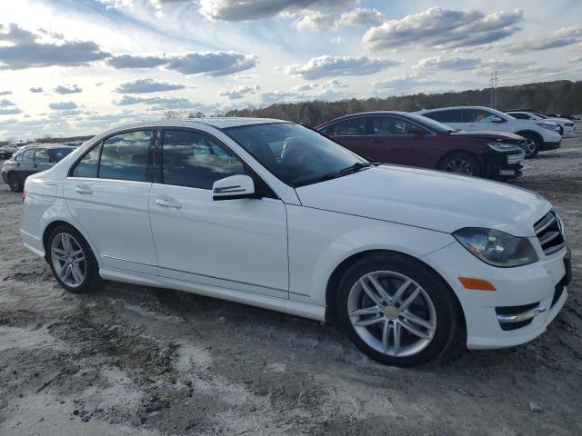 2014 MERCEDES-BENZ C-CLASS - Image 4