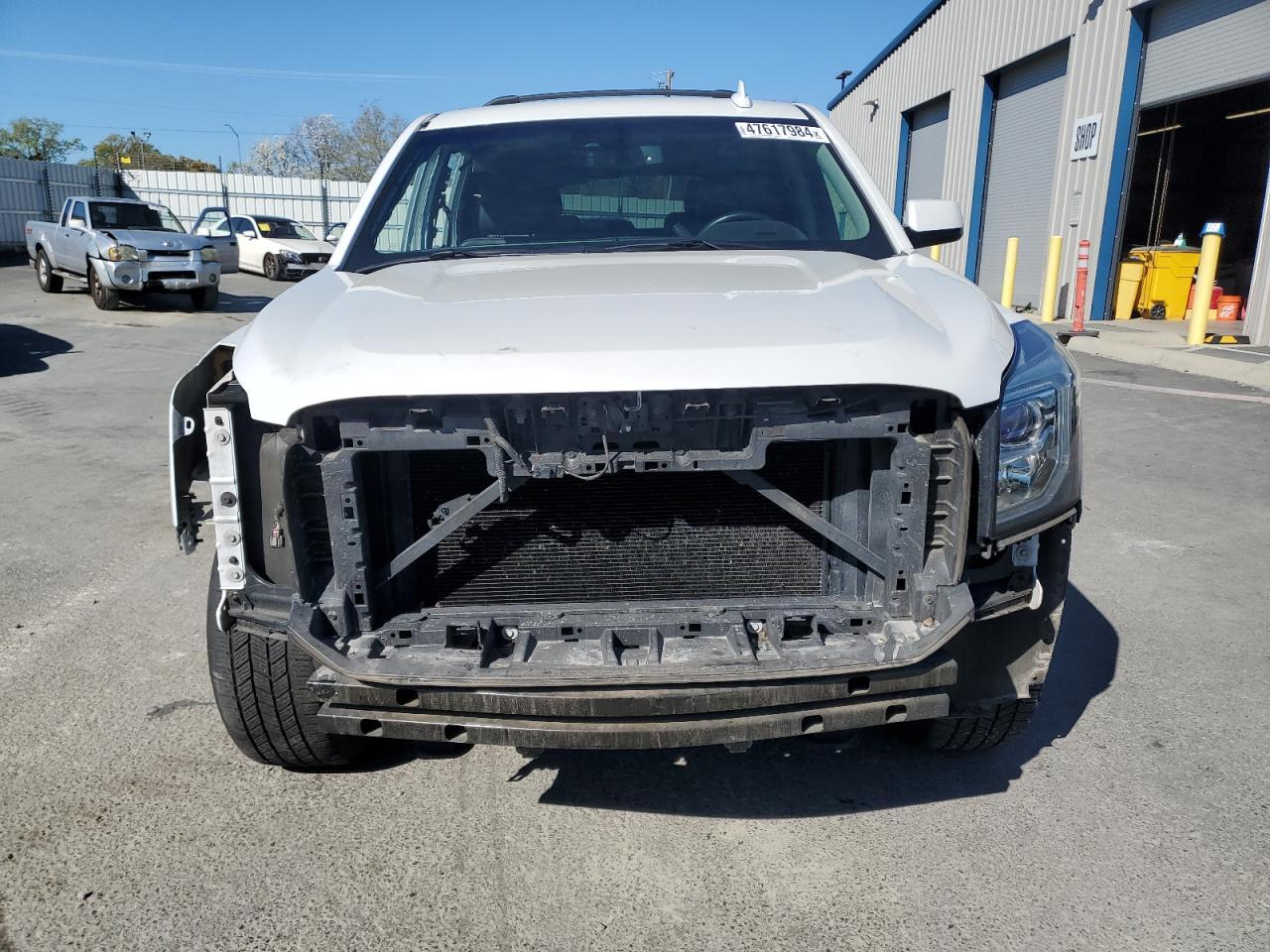 2016 GMC YUKON SLT - Фото 5