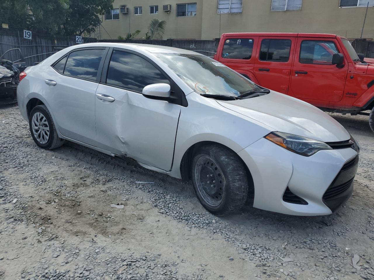 2018 TOYOTA COROLLA L - Image 4