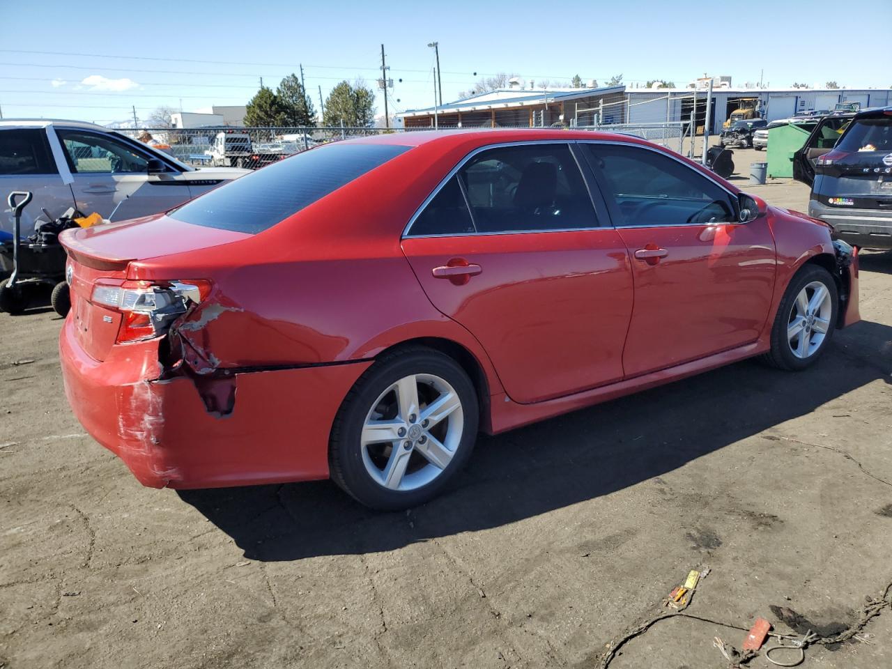 2014 TOYOTA CAMRY L AU - Image 3