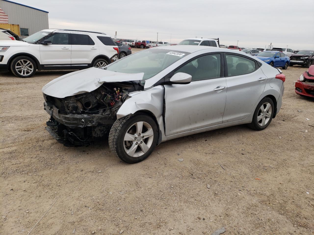 2013 HYUNDAI ELANTRA GL