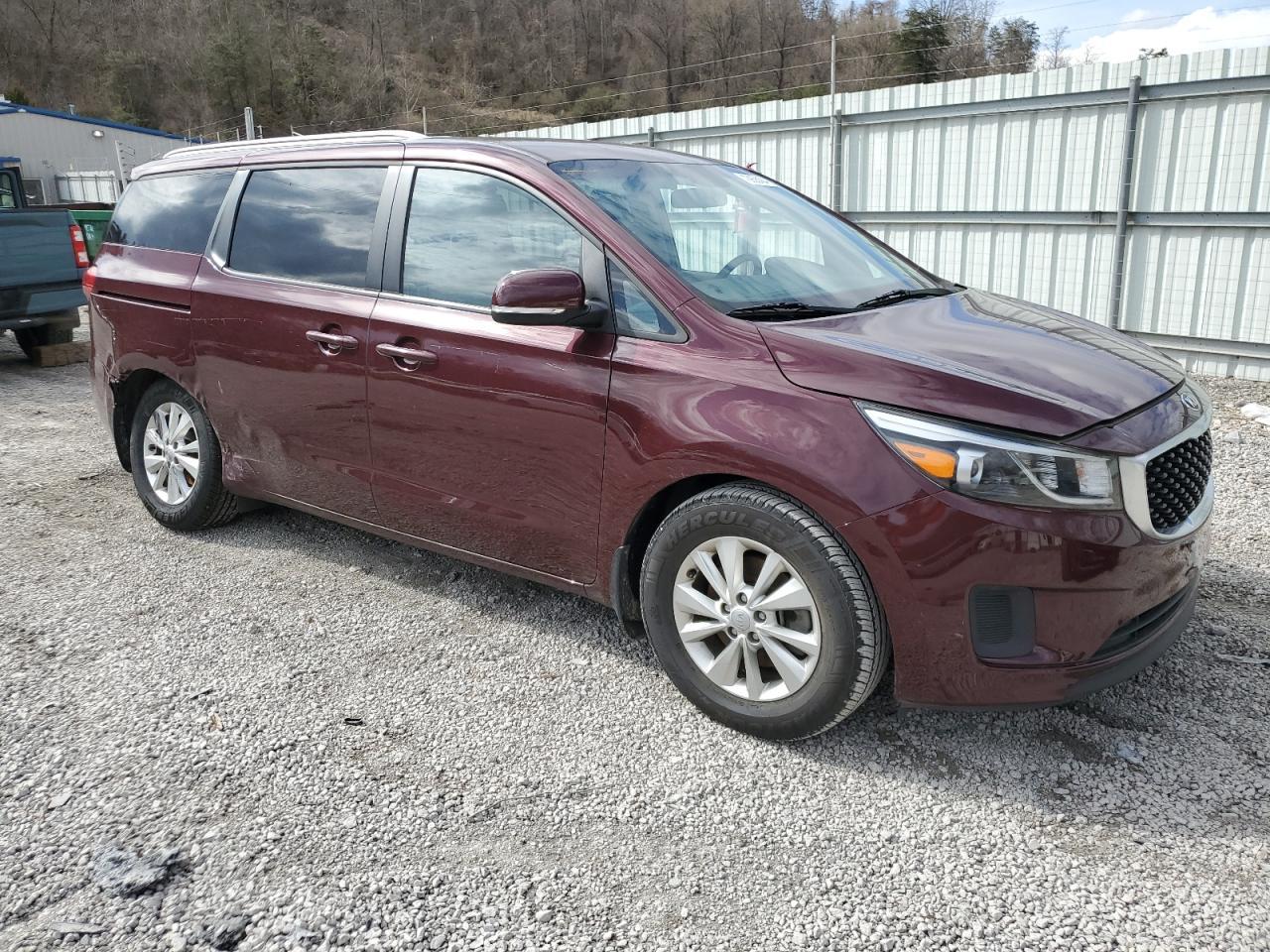 2016 KIA SEDONA LX - Image 4