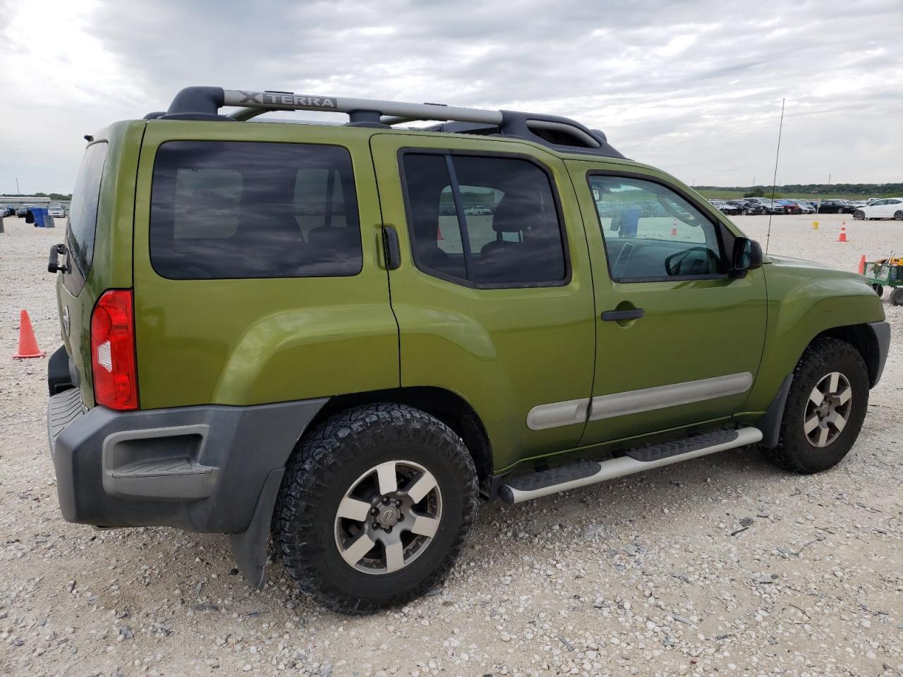 2011 NISSAN XTERRA OFF - Image 3