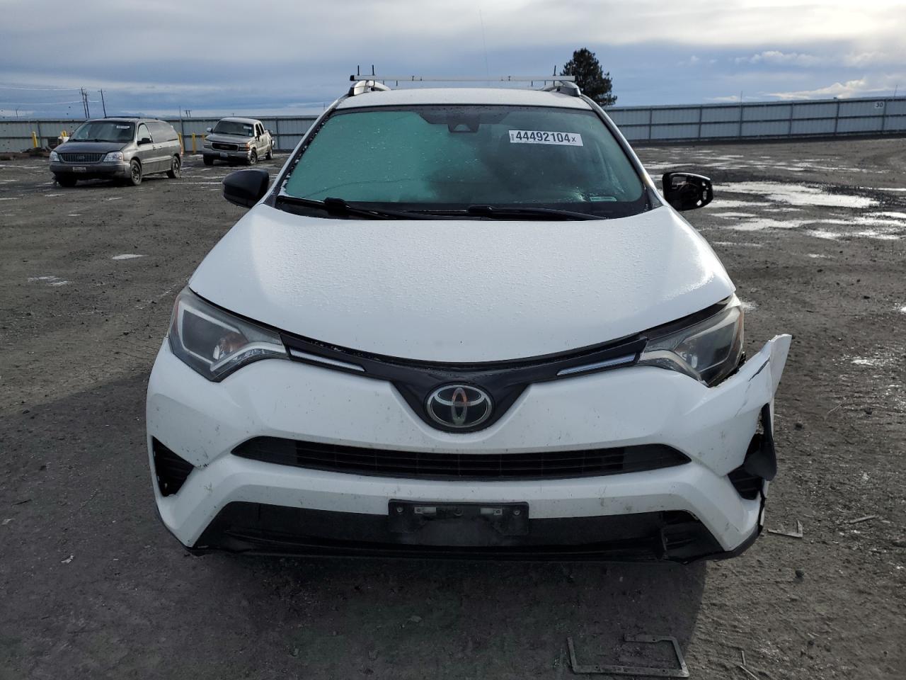 2017 TOYOTA RAV4 LE - Image 5