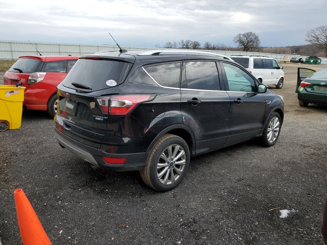 2017 FORD ESCAPE TIT - Image 3