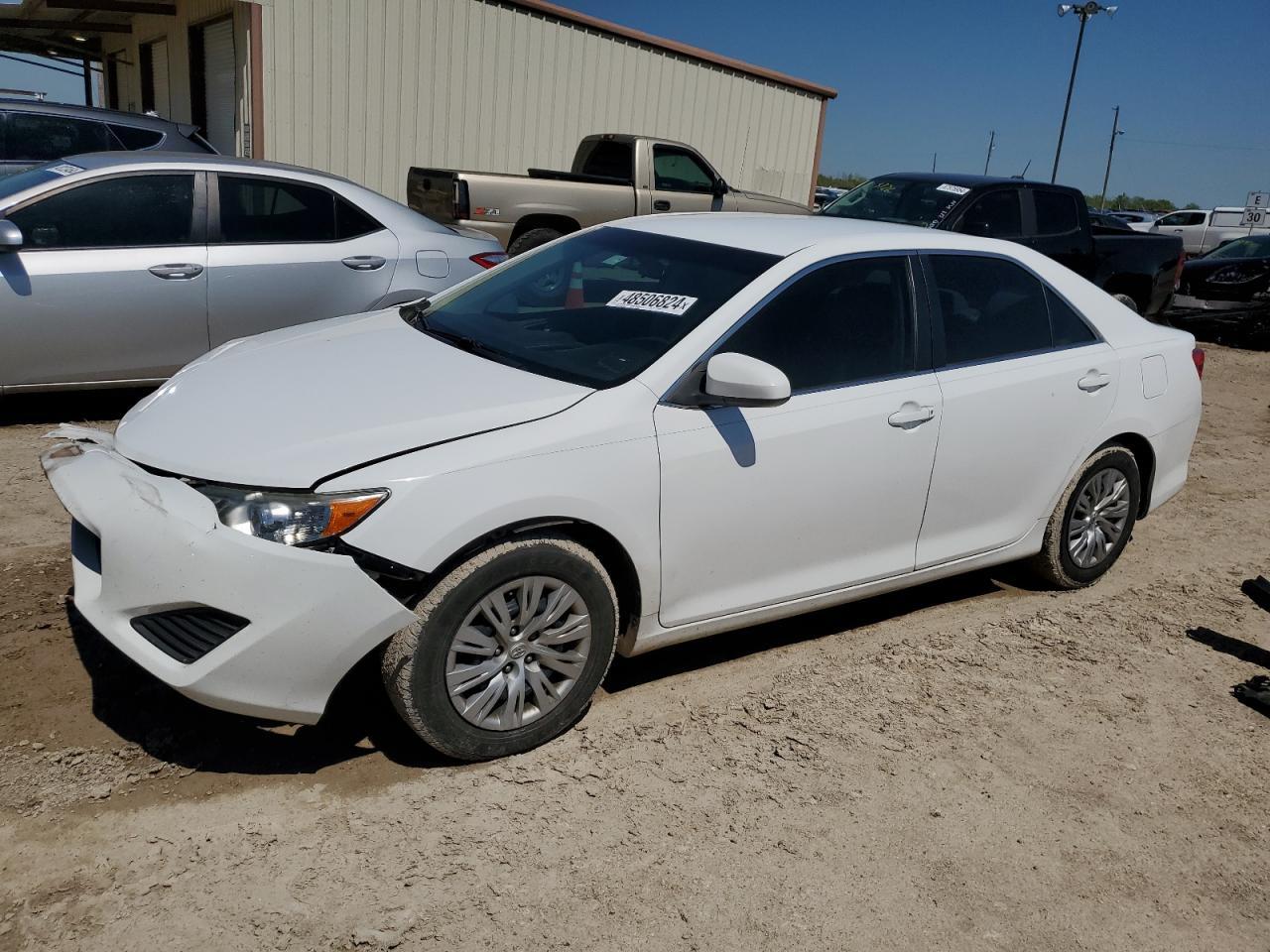 2014 TOYOTA CAMRY L