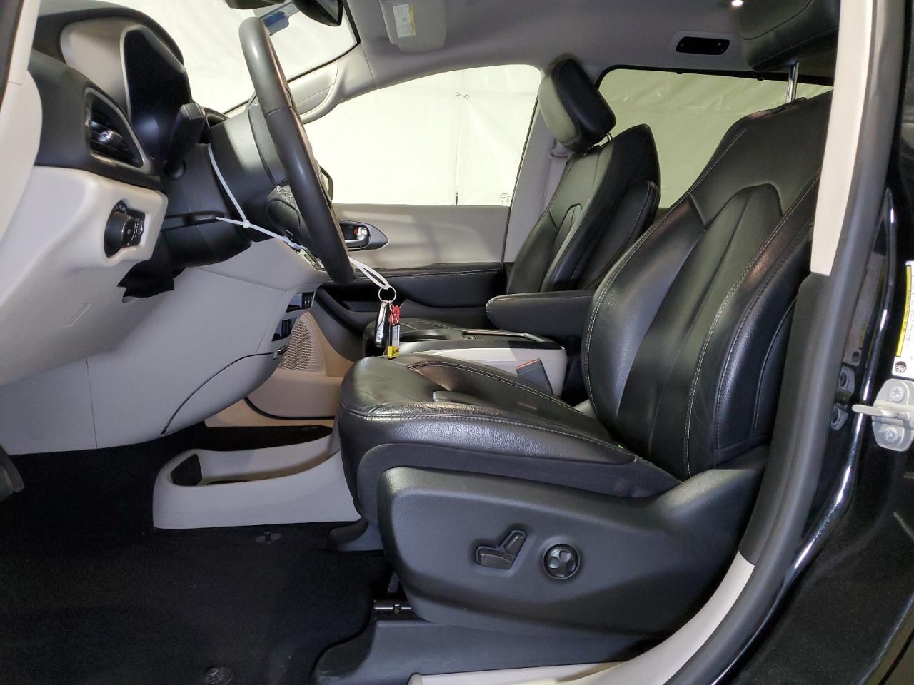 2022 CHRYSLER PACIFICA T - Image 7