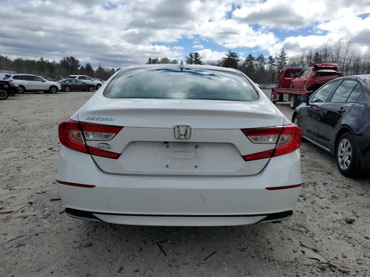2018 HONDA ACCORD LX - Фото 6
