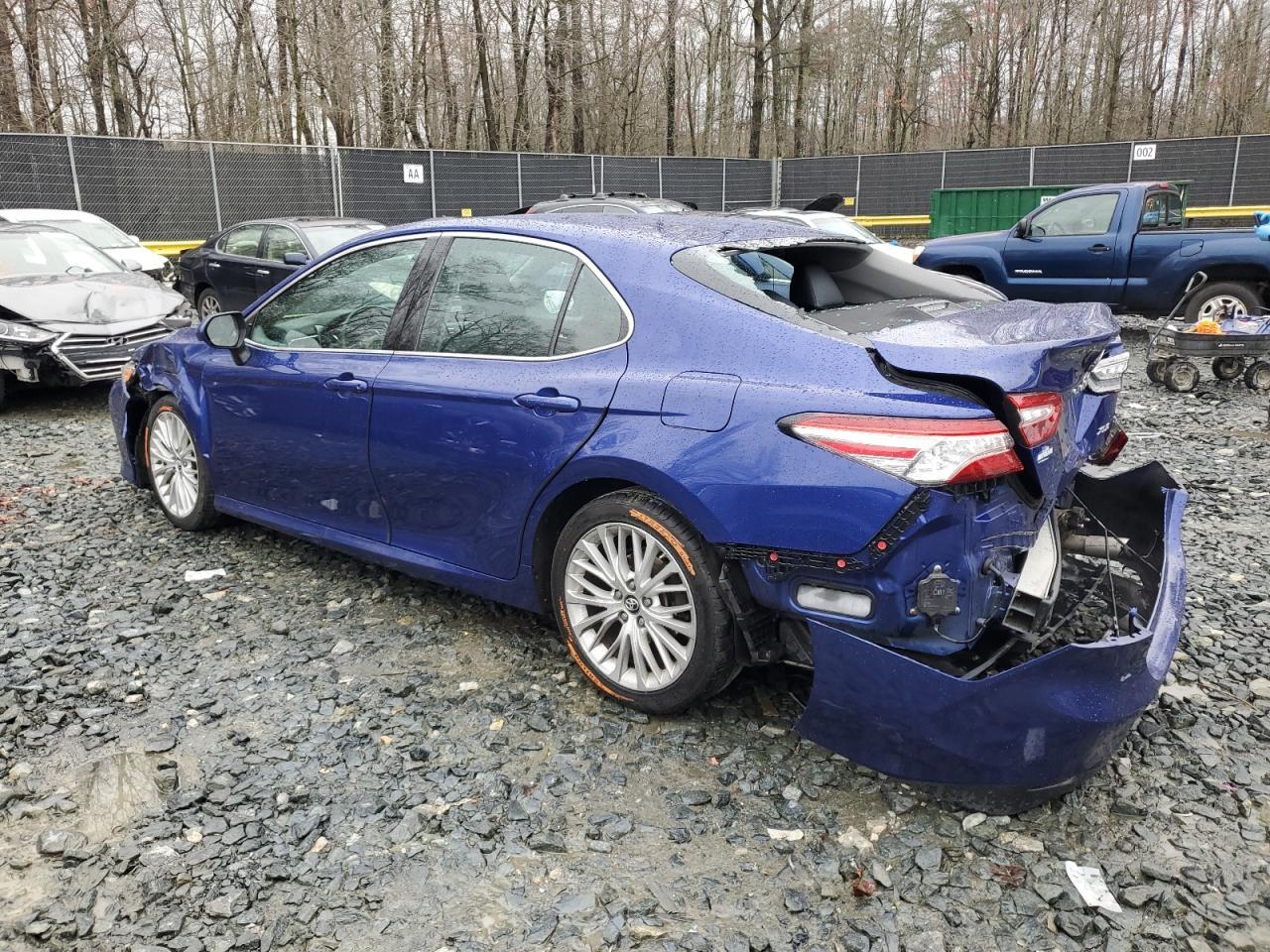 2018 TOYOTA CAMRY L - Фото 2