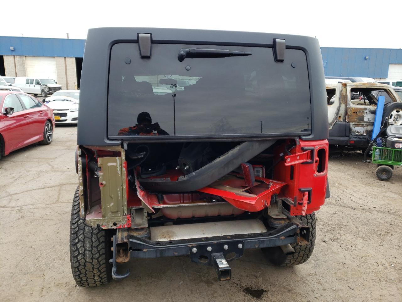 2015 JEEP WRANGLER U - Image 6