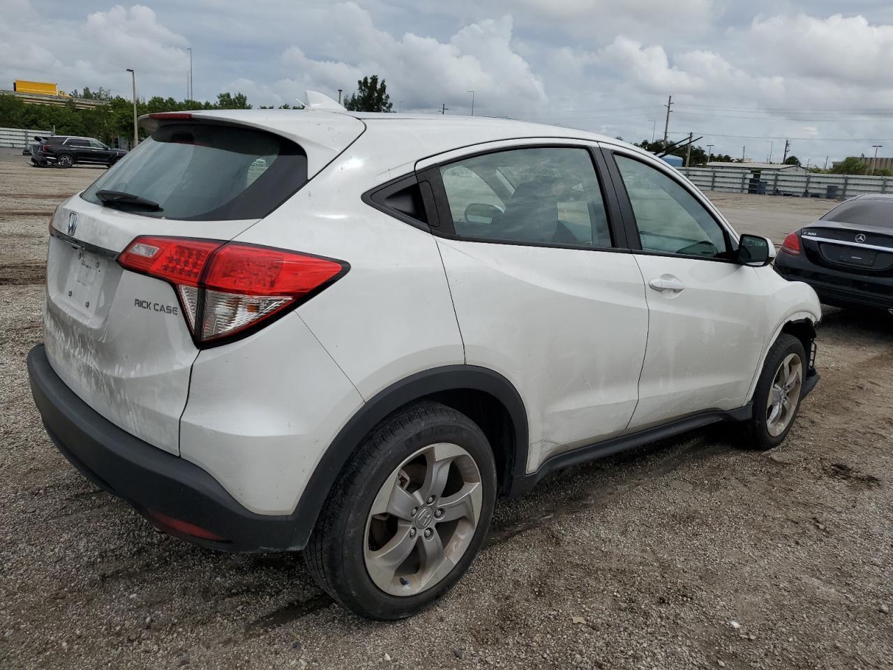 2021 HONDA HR-V LX - Image 3
