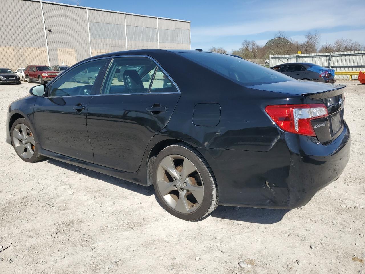 2014 TOYOTA CAMRY L - Image 2