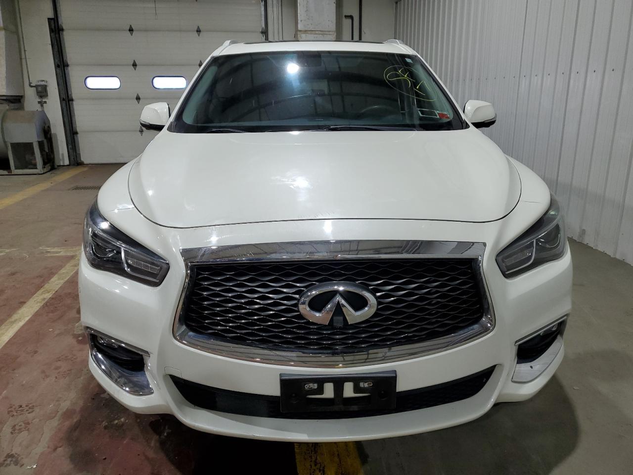 2017 INFINITI QX60 - Фото 5