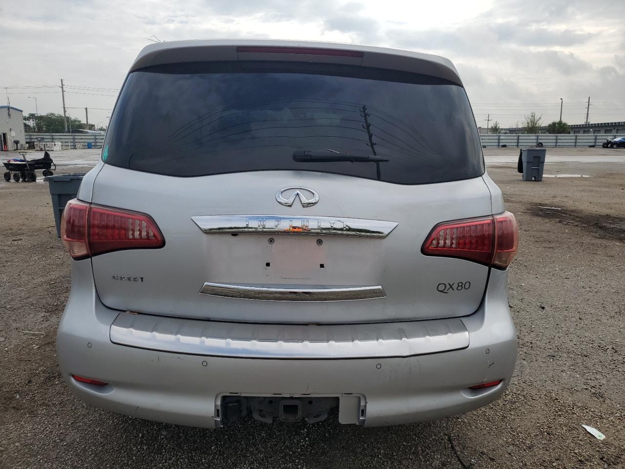 2017 INFINITI QX80 BASE - Image 6