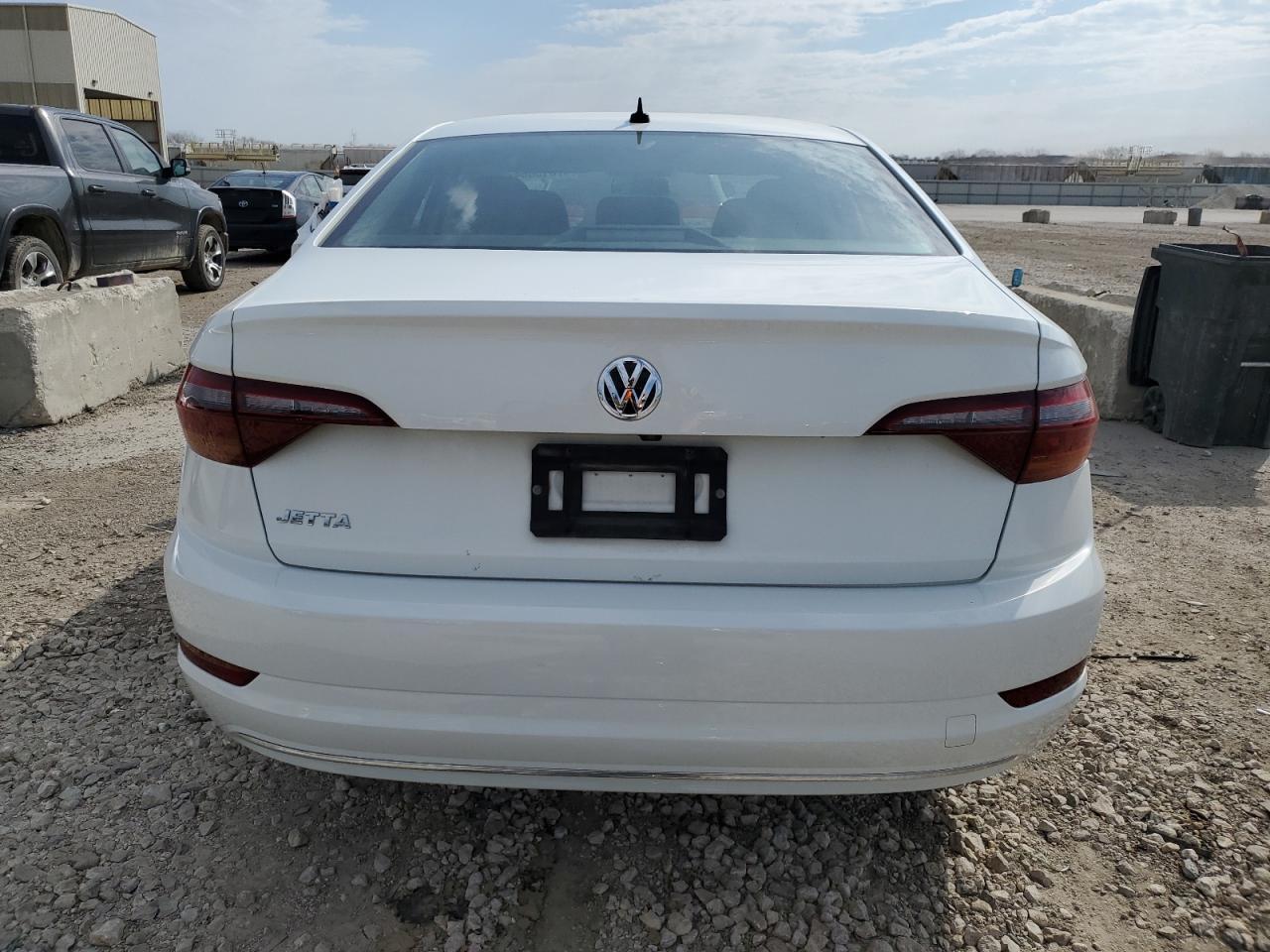 2019 VOLKSWAGEN JETTA S - Image 6