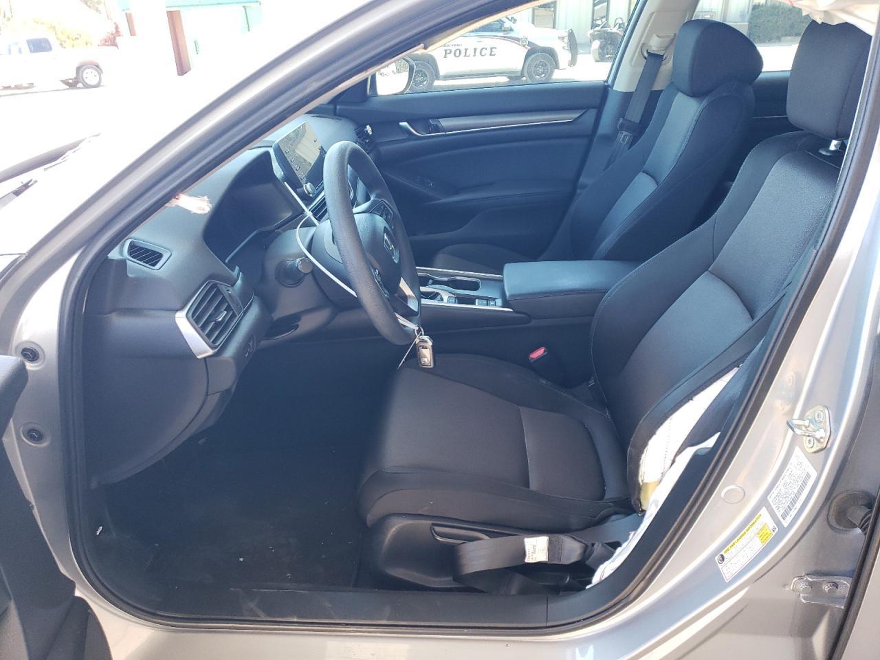 2018 HONDA ACCORD LX - Image 7