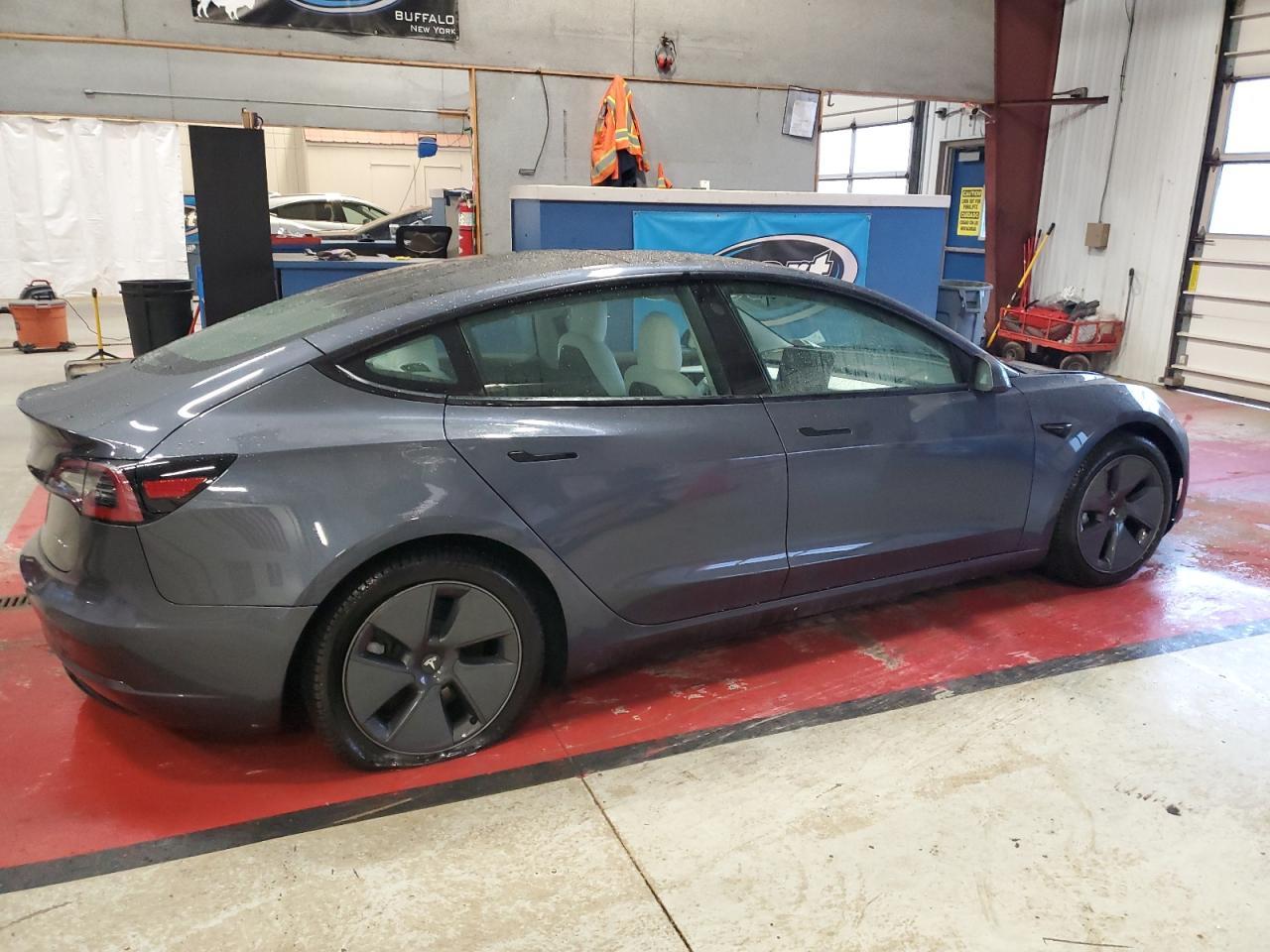 2022 TESLA MODEL 3 - Image 3