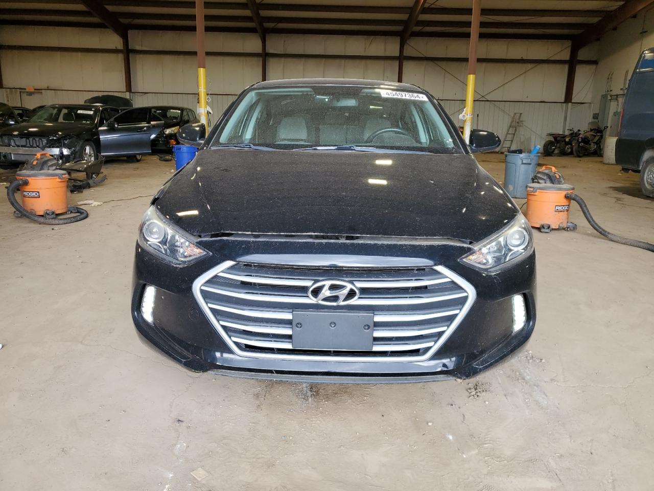 2017 HYUNDAI ELANTRA SE - Image 5